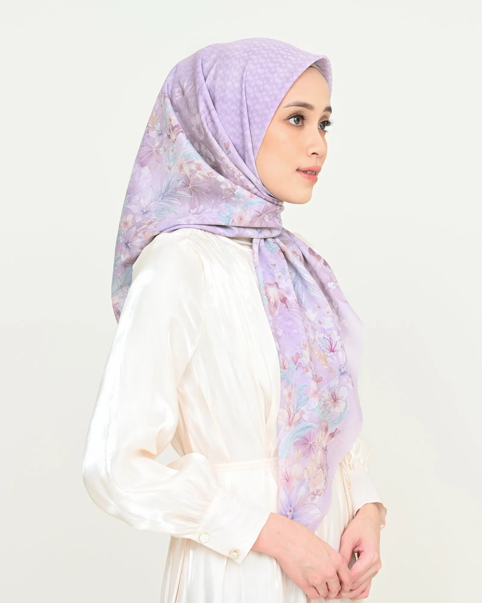 DIRAMELIA SCARVES