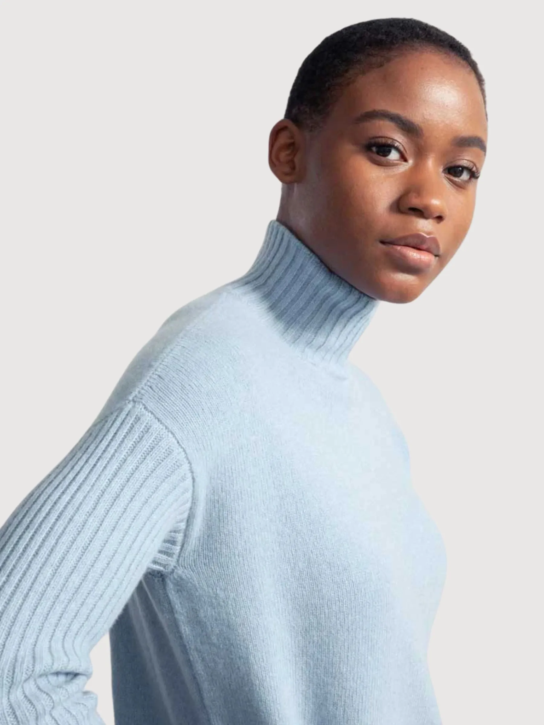 Erminia Light Blue Woman Cashmere Pullover | Rifò