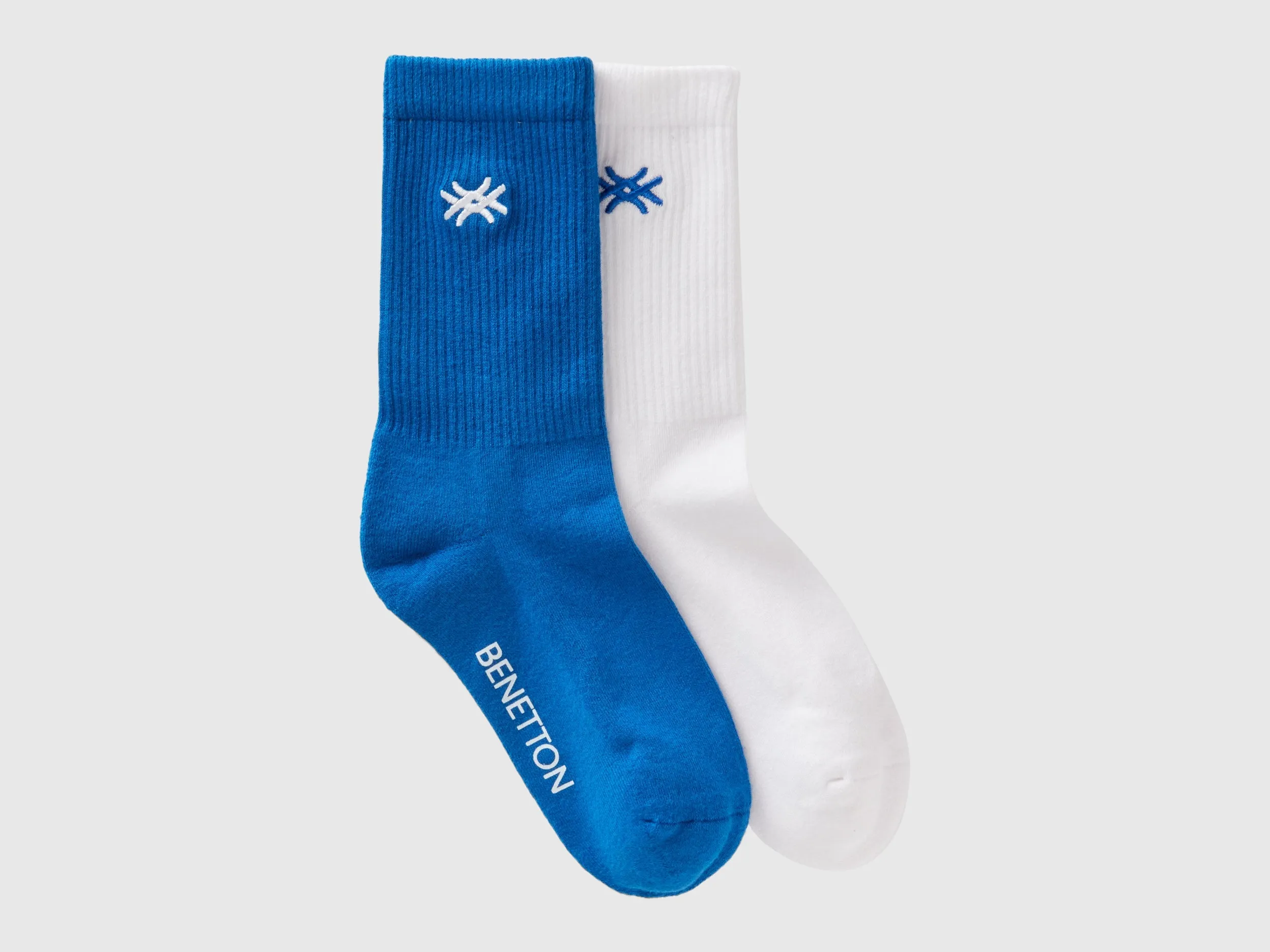 Set of athletic socks