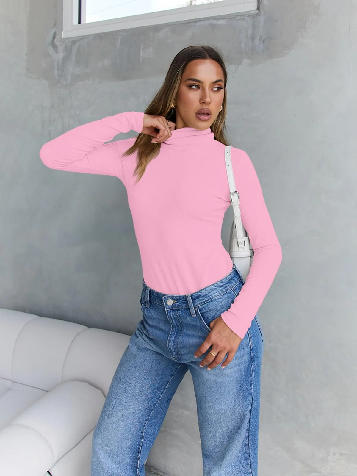 Trendy Queen Women's Turtleneck Long Sleeve Shirts Fall Fashion Basic Thermal Underwear Tops Winter Clothes 2024