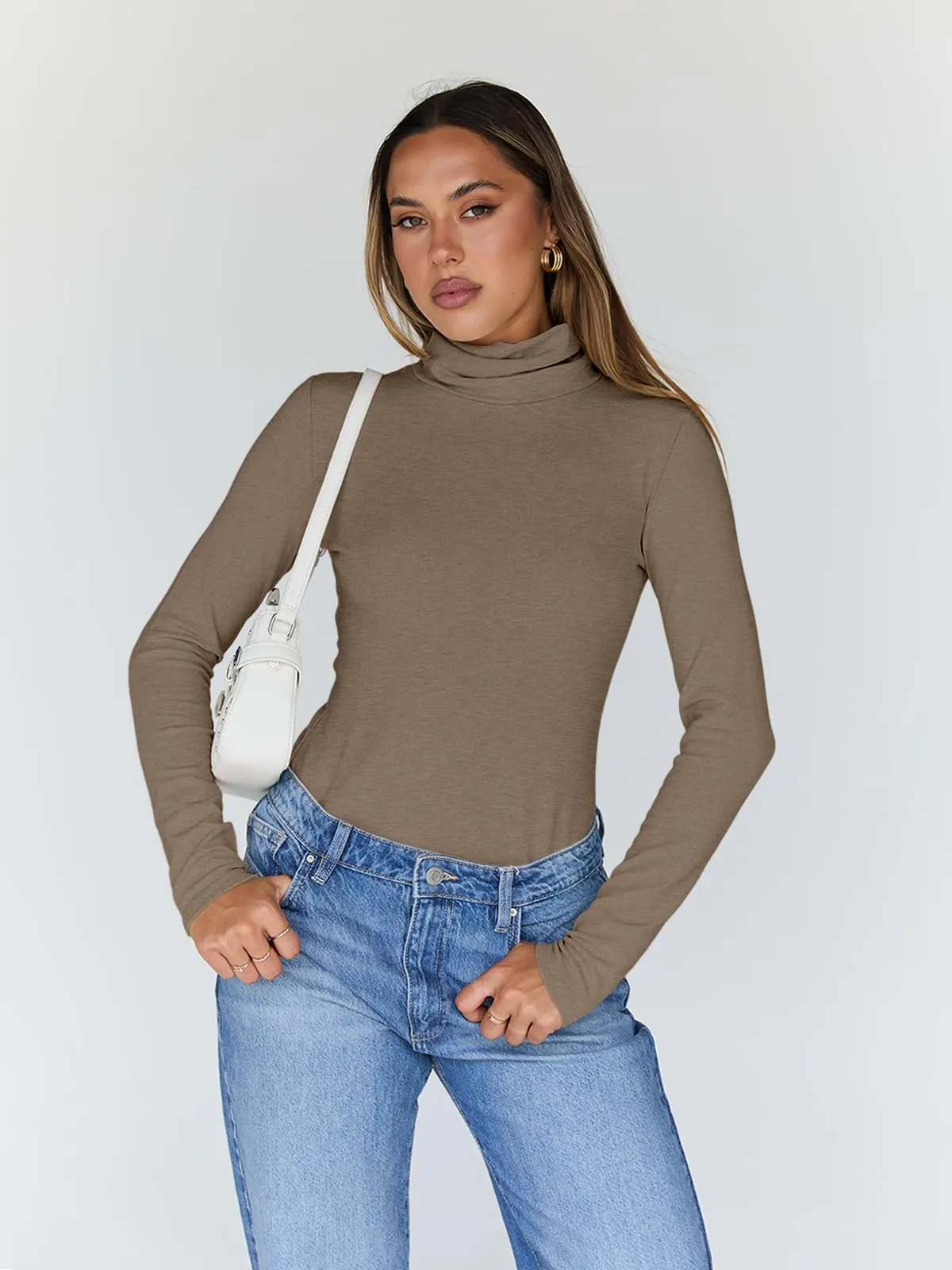 Trendy Queen Women's Turtleneck Long Sleeve Shirts Fall Fashion Basic Thermal Underwear Tops Winter Clothes 2024