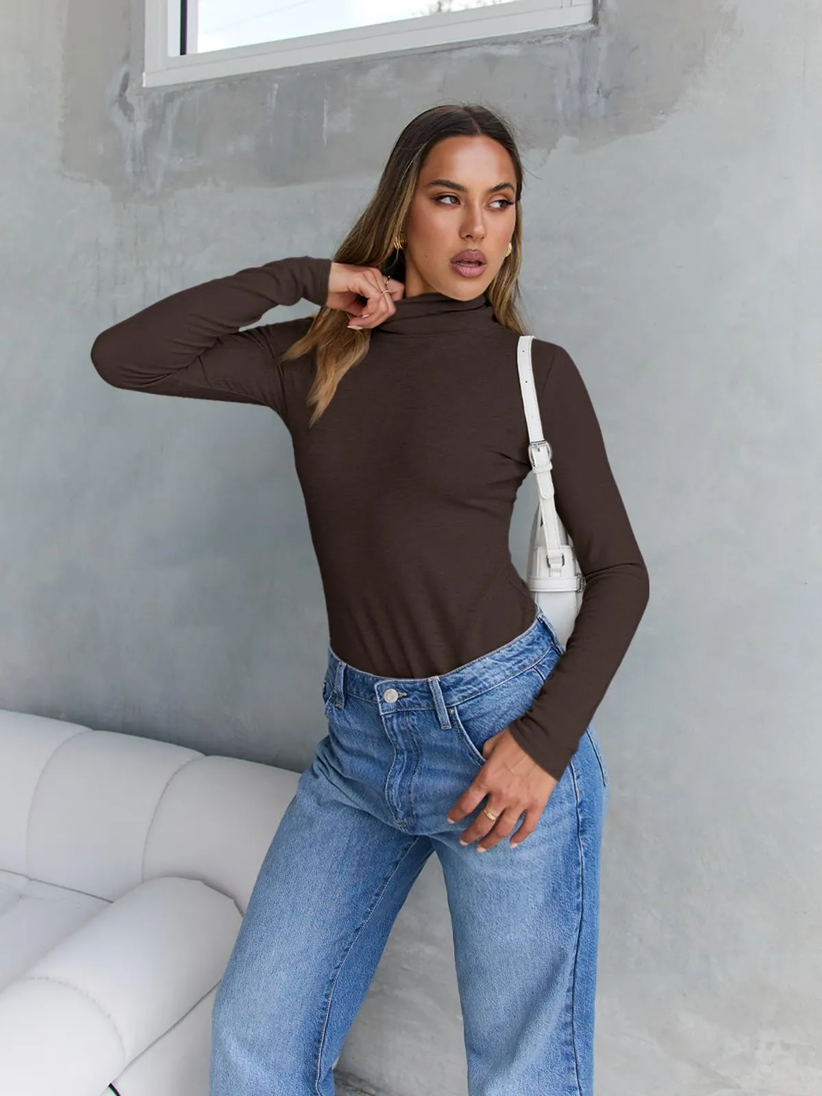 Trendy Queen Women's Turtleneck Long Sleeve Shirts Fall Fashion Basic Thermal Underwear Tops Winter Clothes 2024