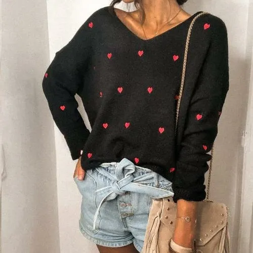 V-neck Heart Pattern Long Sleeve Knitwear